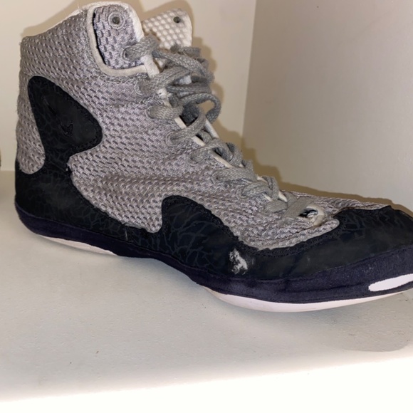 Nike inflict 3 wrestling shoes(OG color) - Picture 4 of 5